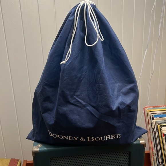 Great Condition Dooney & Bourke Black/Tan Bag w/ Atrap and dust bag - Picture 11 of 11